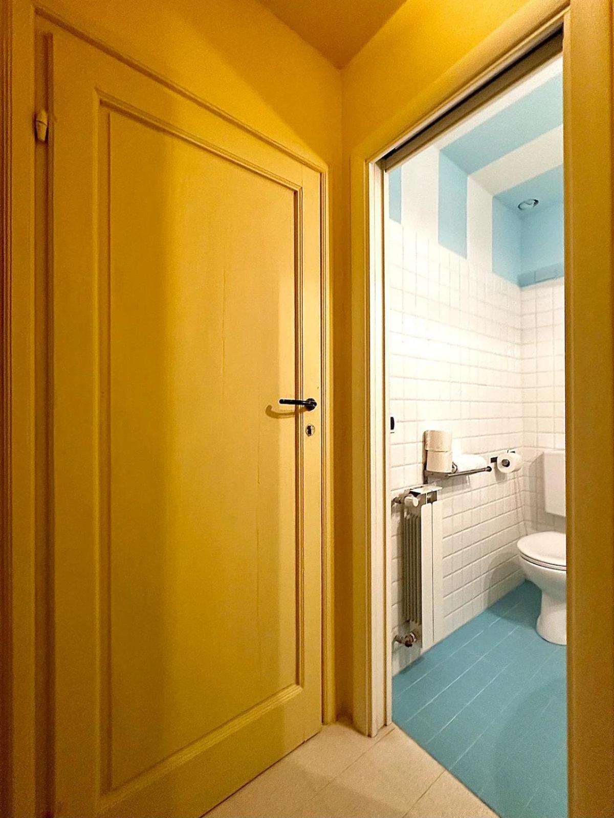 Raffaelli Rooms Travel Florence Close San Frediano Ngoại thất bức ảnh